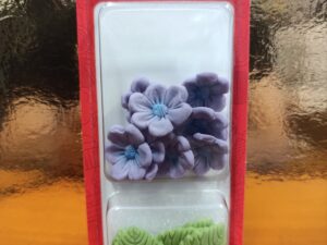 fiori glicine con foglie in zucchero